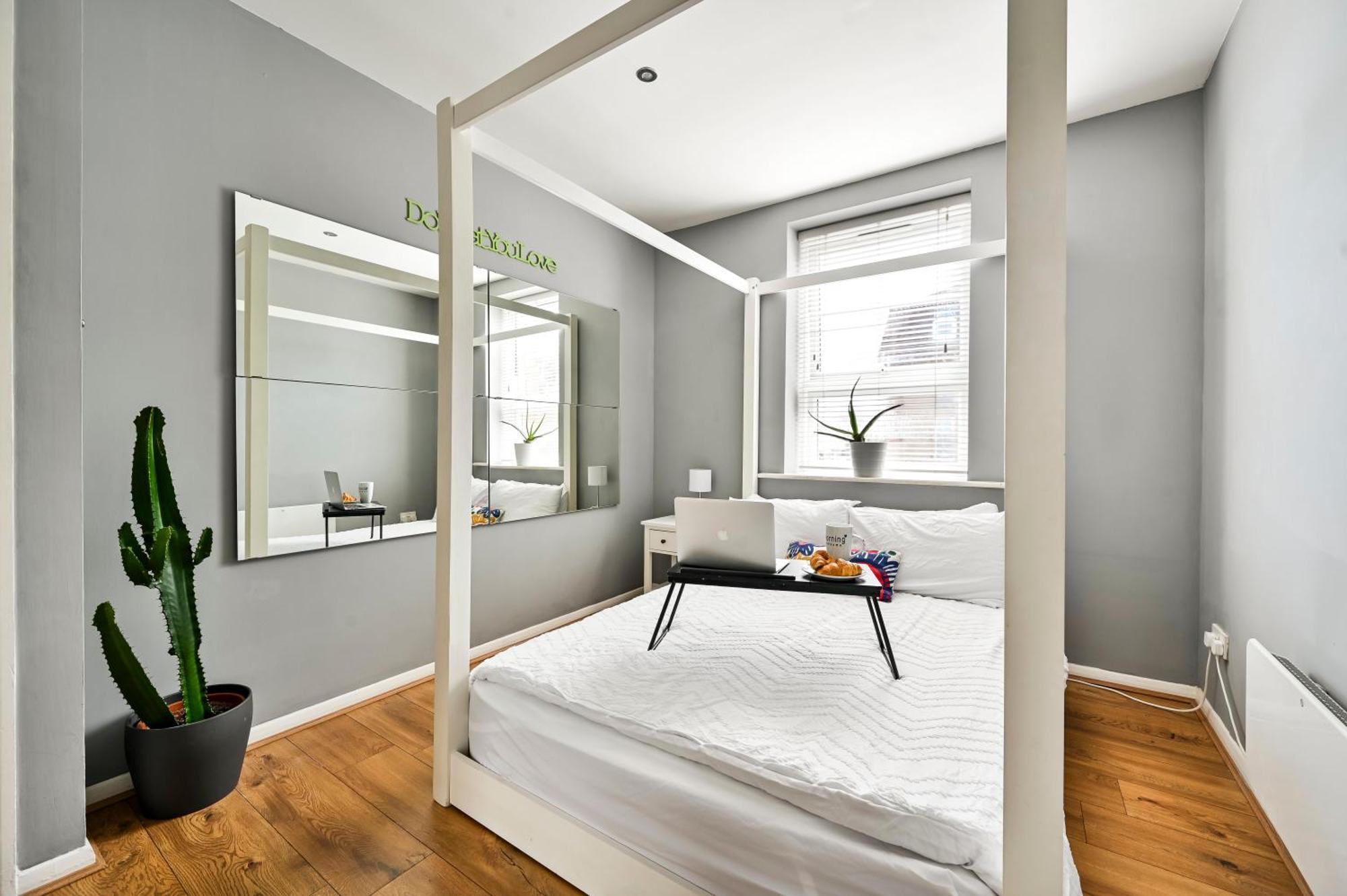 Cosy 1-Bed E15, Sleeps 4, 1 Min From Tube Station Near O2 Arena Lejlighed London Eksteriør billede